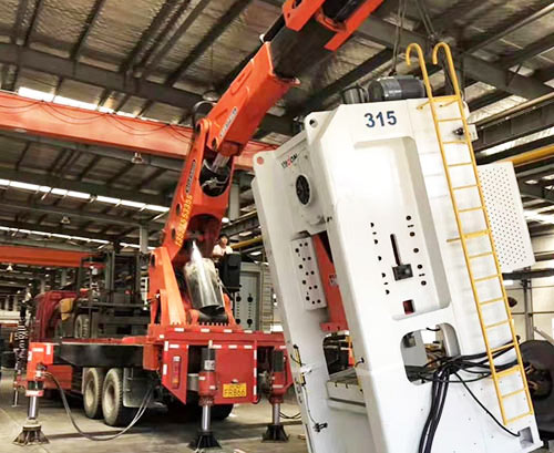 巨鹿县提升工作效率，选择优质折臂吊租赁服务