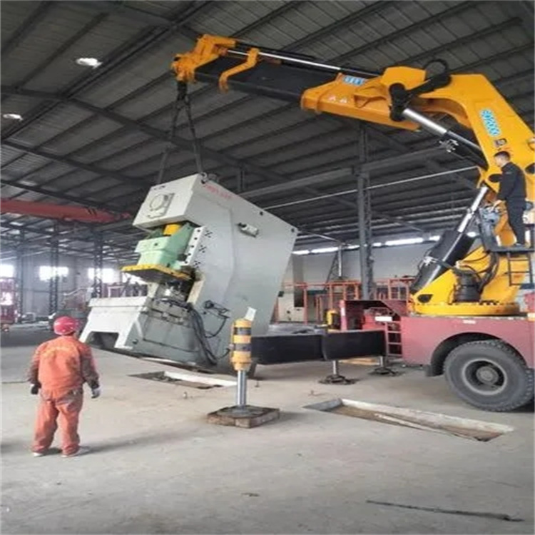 巨鹿县80吨折臂吊车出租附近电话