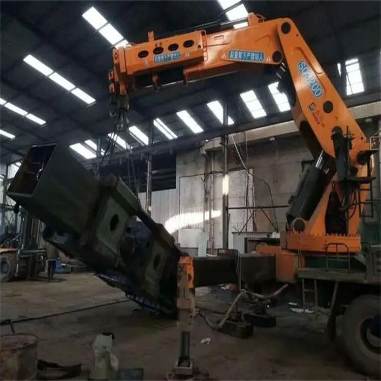 巨鹿县130吨折臂吊车出租吊机租赁附近电话